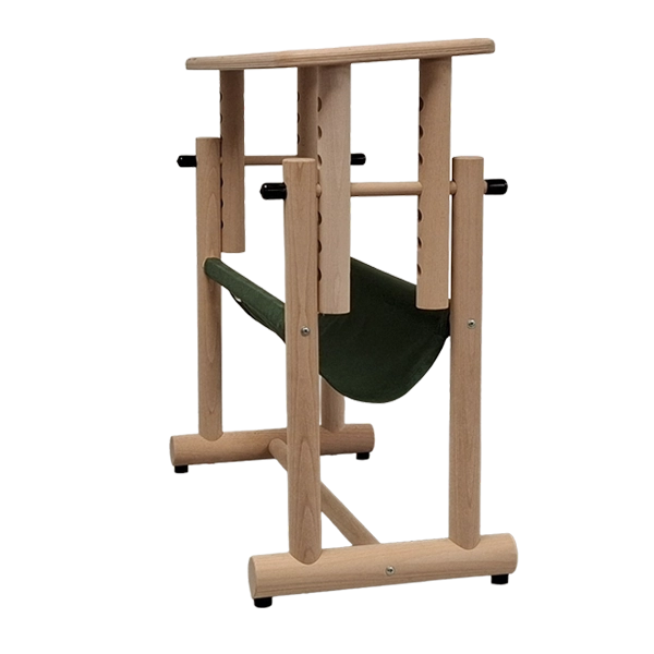 Adjustable weaving bench