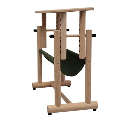 Adjustable weaving bench
