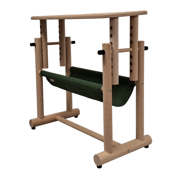 Adjustable weaving bench